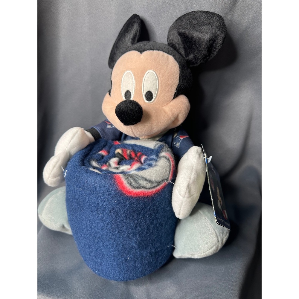 Disney NFL New England Patriots Mickey Mouse Plush & Fleece Throw Blanket Set